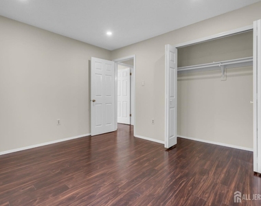 10 Brighton Way - Photo Thumbnail 19