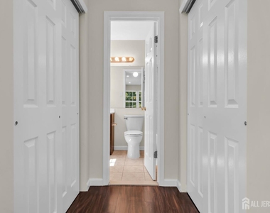 10 Brighton Way - Photo Thumbnail 17