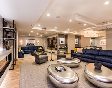 345 E 94th Street - Photo Thumbnail 12