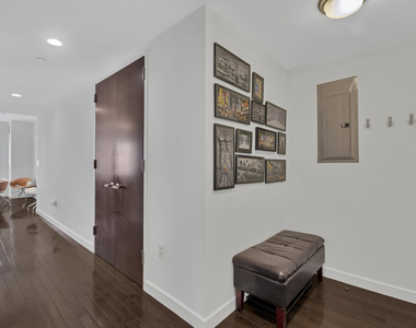 462 W 58th Street - Photo Thumbnail 20