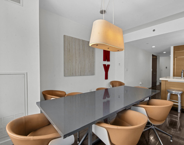462 W 58th Street - Photo Thumbnail 7