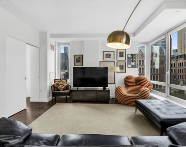 462 W 58th Street - Photo Thumbnail 3