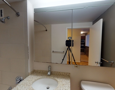 120 W. 21st - Photo Thumbnail 4