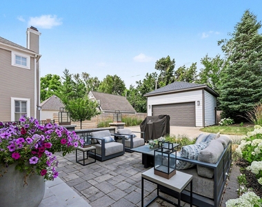 484 Park Street - Photo Thumbnail 6