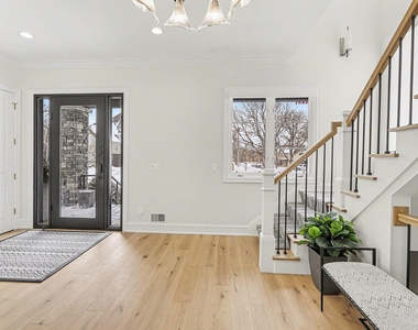 484 Park Street - Photo Thumbnail 14