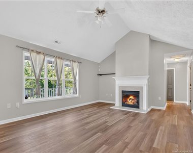 278 Oakmont Drive - Photo Thumbnail 6