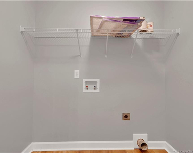 278 Oakmont Drive - Photo Thumbnail 18
