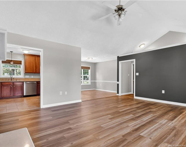 278 Oakmont Drive - Photo Thumbnail 10