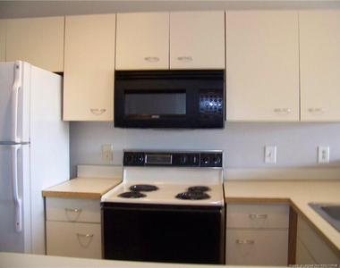 6732 Willowbrook Drive - Photo Thumbnail 8