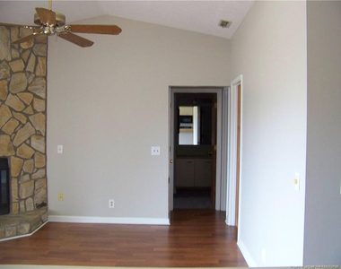 6732 Willowbrook Drive - Photo Thumbnail 5