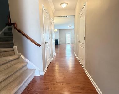 8258 Primanti Boulevard - Photo Thumbnail 2