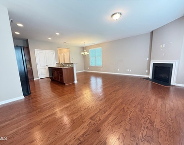 8258 Primanti Boulevard - Photo Thumbnail 8
