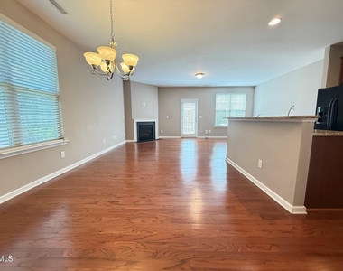 8258 Primanti Boulevard - Photo Thumbnail 3