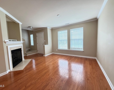 9911 Cleaver Court - Photo Thumbnail 4