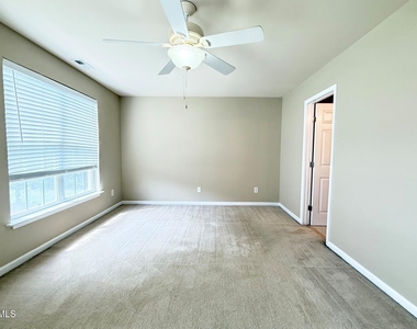 9911 Cleaver Court - Photo Thumbnail 14