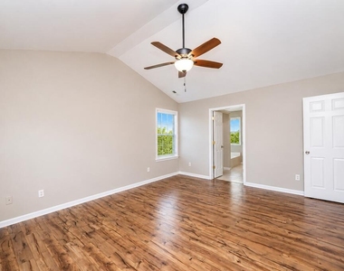 5803 Whisperwood Drive - Photo Thumbnail 26