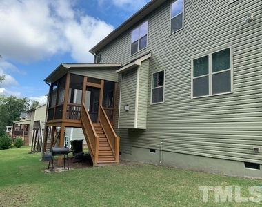 1100 Broadcreek Drive - Photo Thumbnail 19
