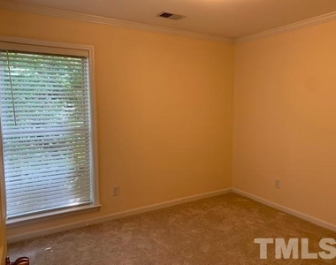2308 Myron Drive - Photo Thumbnail 10