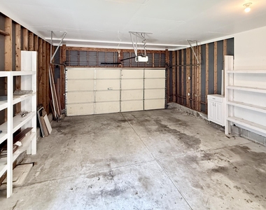 2729 E Shoreham Street - Photo Thumbnail 52