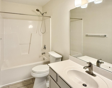 2729 E Shoreham Street - Photo Thumbnail 43