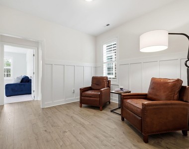 1017 Whistler Street - Photo Thumbnail 35