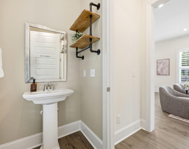 1017 Whistler Street - Photo Thumbnail 44