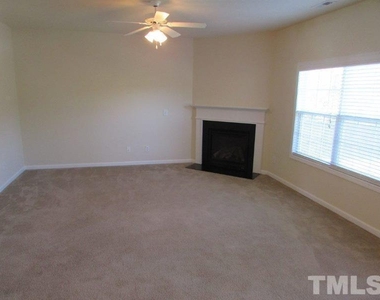 3712 Willow Stone Lane - Photo Thumbnail 6