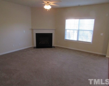 3712 Willow Stone Lane - Photo Thumbnail 5