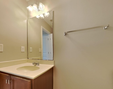 514 Kerriann Lane - Photo Thumbnail 16