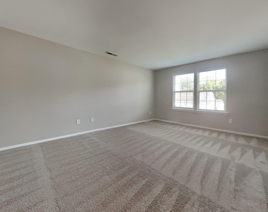 514 Kerriann Lane - Photo Thumbnail 18