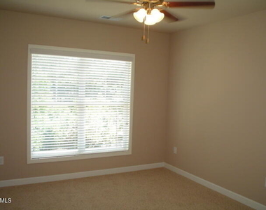 3722 Burt Drive - Photo Thumbnail 5