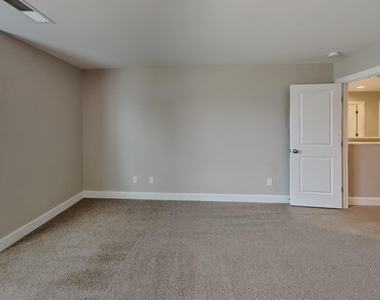 1100 Silver Farm Road - Photo Thumbnail 7