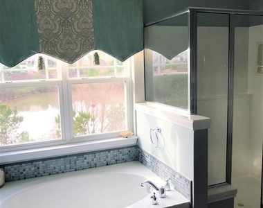 213 Broadgait Brae Road - Photo Thumbnail 12