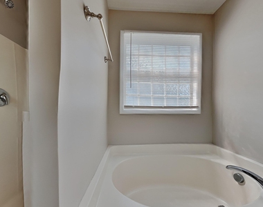 51 Bear Oak Drive - Photo Thumbnail 8