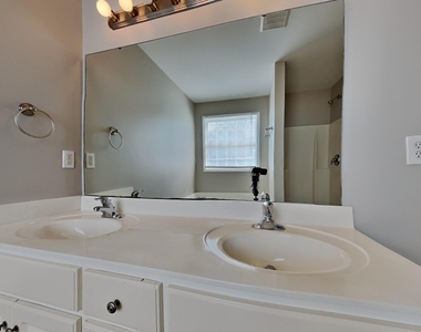 51 Bear Oak Drive - Photo Thumbnail 7