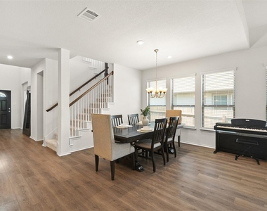 211 Brookside St - Photo Thumbnail 16