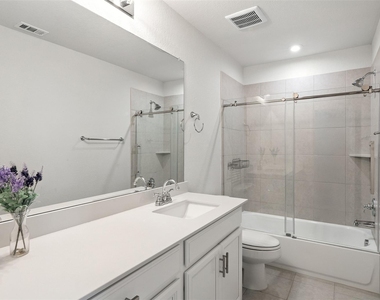 211 Brookside St - Photo Thumbnail 22