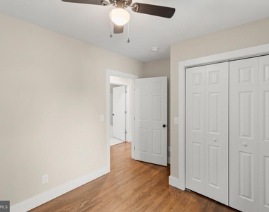 903 Orchard Avenue - Photo Thumbnail 16
