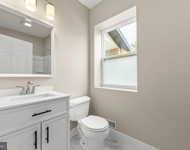 903 Orchard Avenue - Photo Thumbnail 25