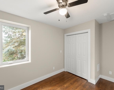 903 Orchard Avenue - Photo Thumbnail 18