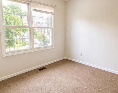 203 W Park Drive - Photo Thumbnail 11