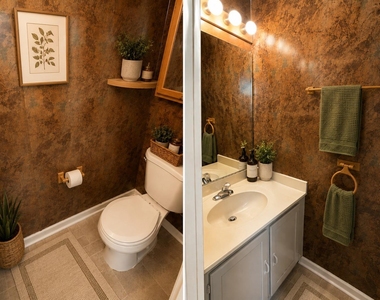 203 W Park Drive - Photo Thumbnail 15