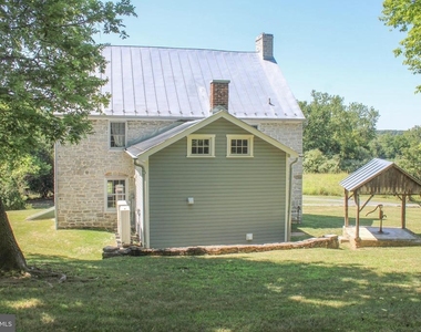 242 Fort Bowman Road - Photo Thumbnail 30