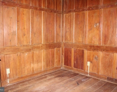 242 Fort Bowman Road - Photo Thumbnail 15