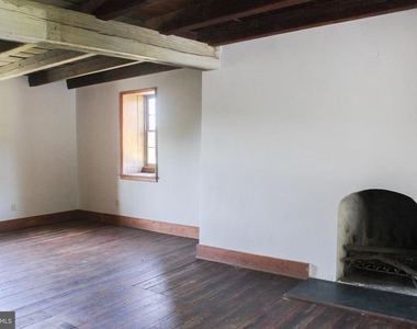 242 Fort Bowman Road - Photo Thumbnail 23