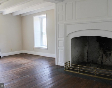 242 Fort Bowman Road - Photo Thumbnail 11