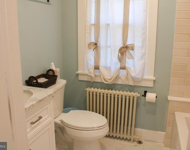 242 Fort Bowman Road - Photo Thumbnail 8