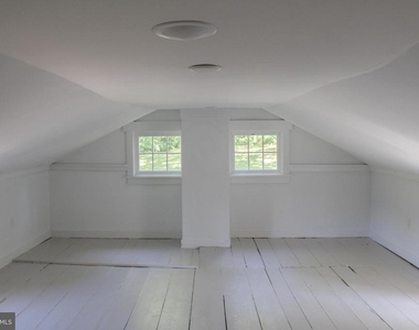 242 Fort Bowman Road - Photo Thumbnail 21