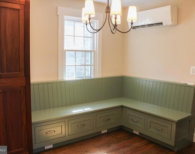 242 Fort Bowman Road - Photo Thumbnail 6