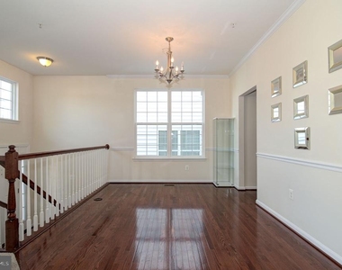 3401 Eagle Ridge Drive - Photo Thumbnail 3